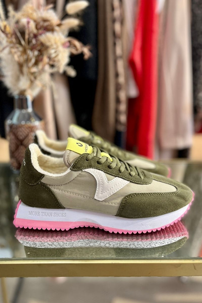 Baskets Jade, couleur kaki et rose, marque Victoria, ultra confortable