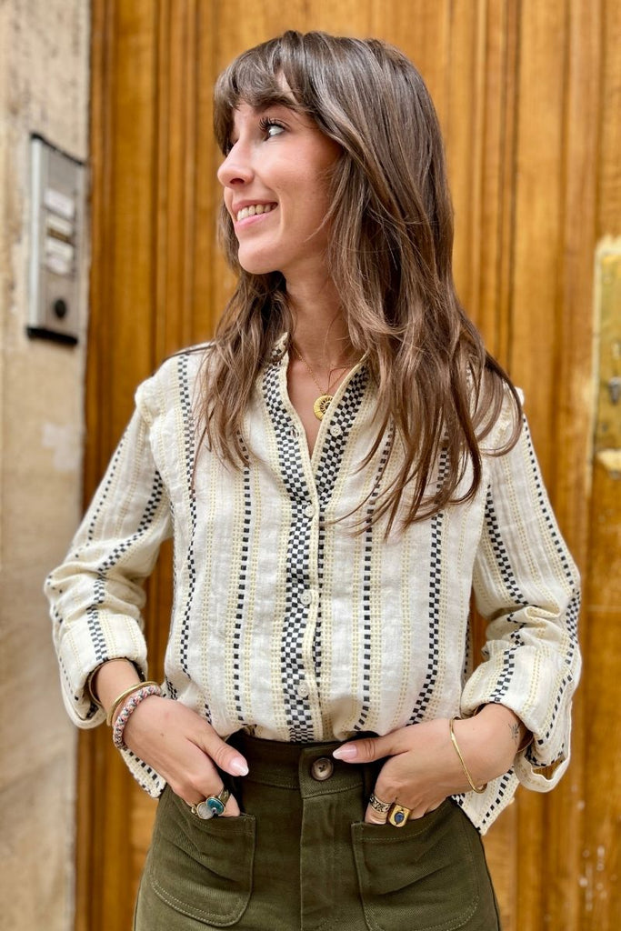 Blouse Vimaddie, couleur écru, marque Vila, manches longues, matière coton