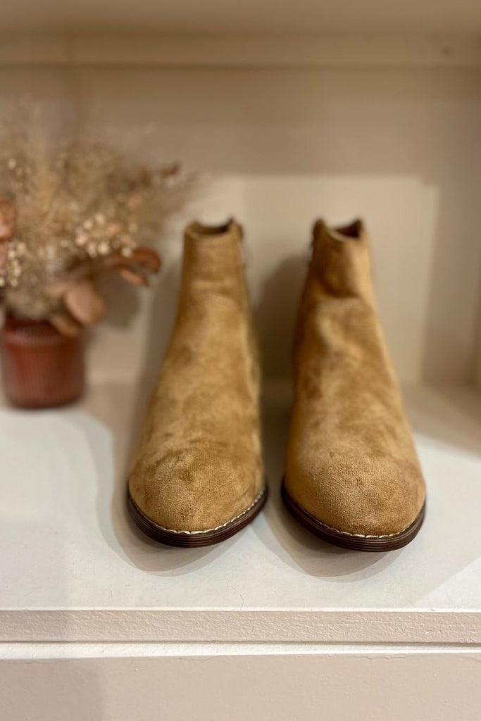 Bottines Charlie, couleur beige, style sandiags, hauteur talon 6 cm