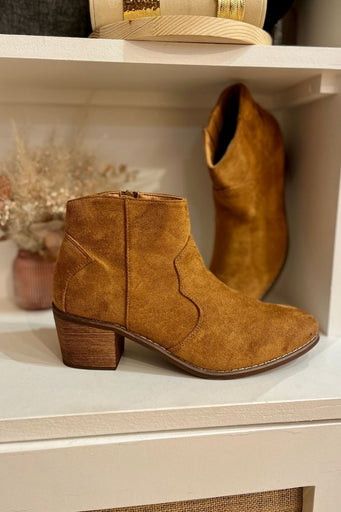 Bottines Charlie, couleur camel, style santiags, hauteur talon : 6 cm