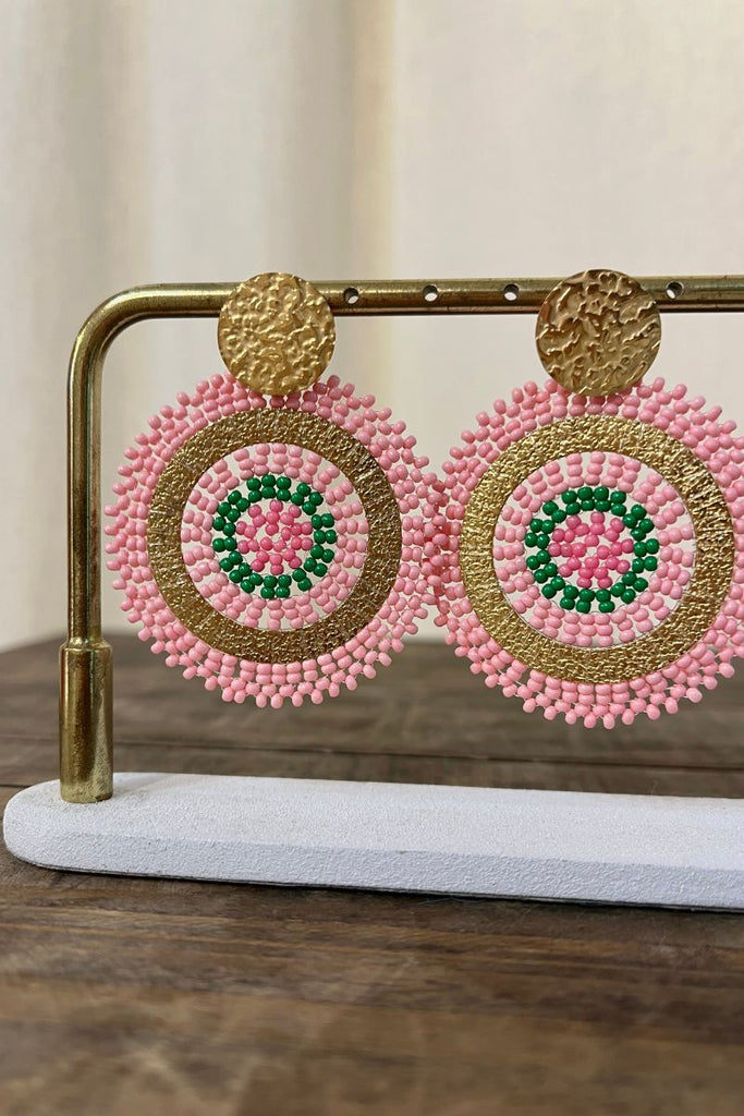 Boucles d'oreilles Maiana, couleur rose, matière acier inoxydable, longueur : 6cm