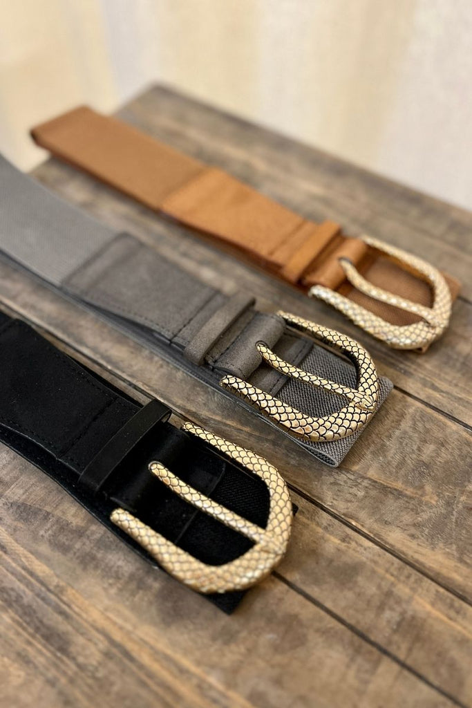 Ceinture Paola, taille élastique, taille unique, boucle fantaisie dorée, 3 coloris : camel, gris et noir