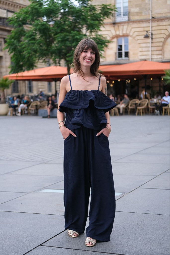 Combinaison Ariana, couleur marine, idéale pour une cérémonie