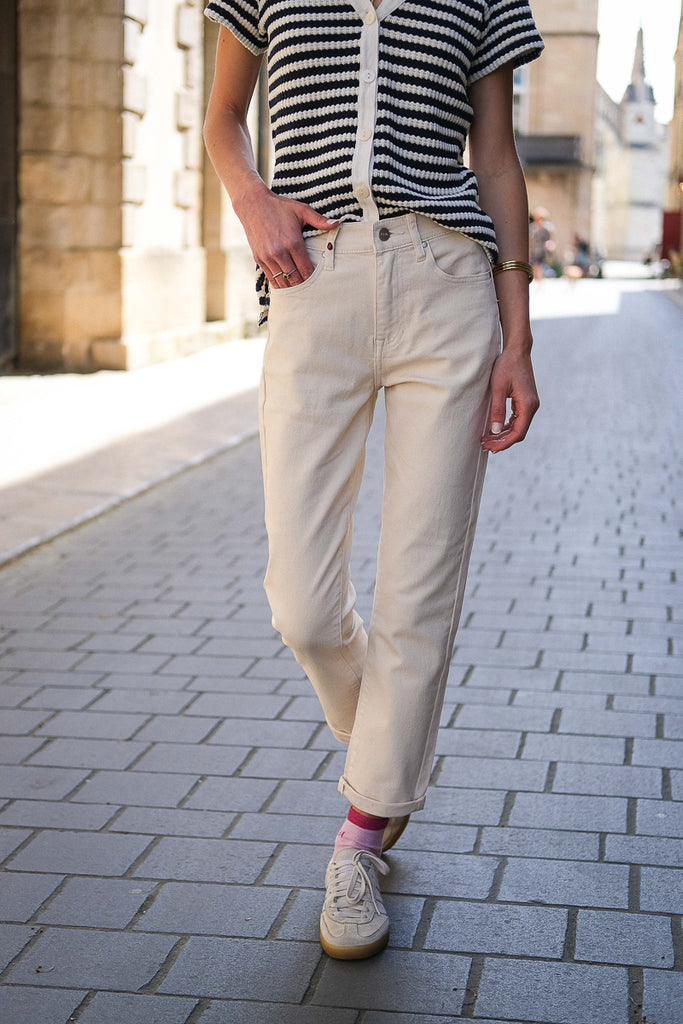 Jean Patricia, couleur beige, marque F.A.M, coupe mom