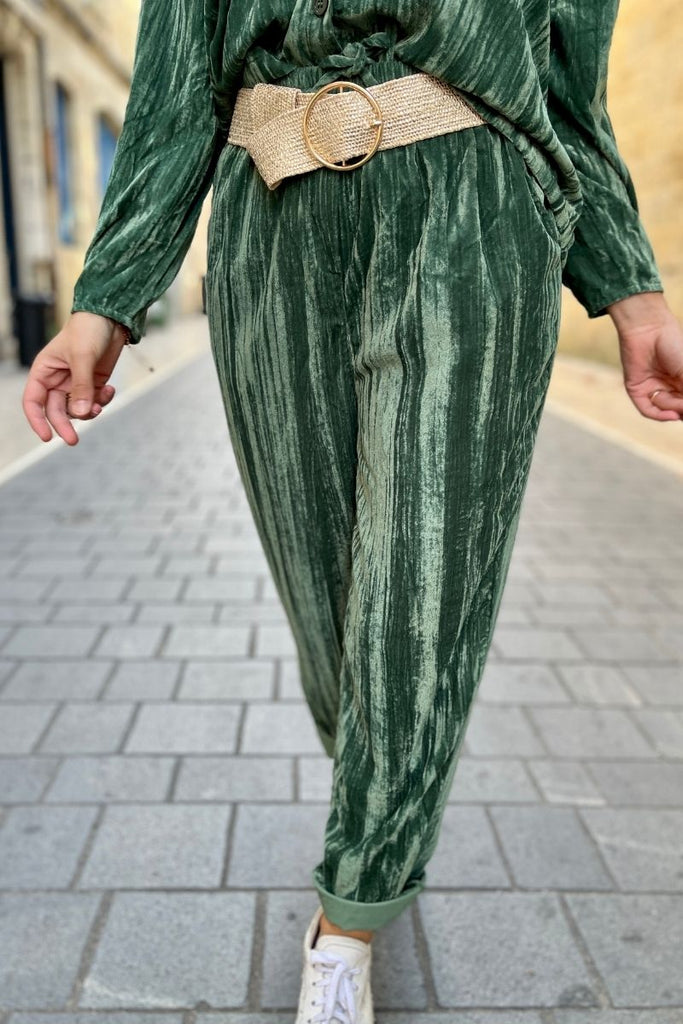 Pantalon Katy, couleur vert, matière velours, marque the Korner, taille élastique
