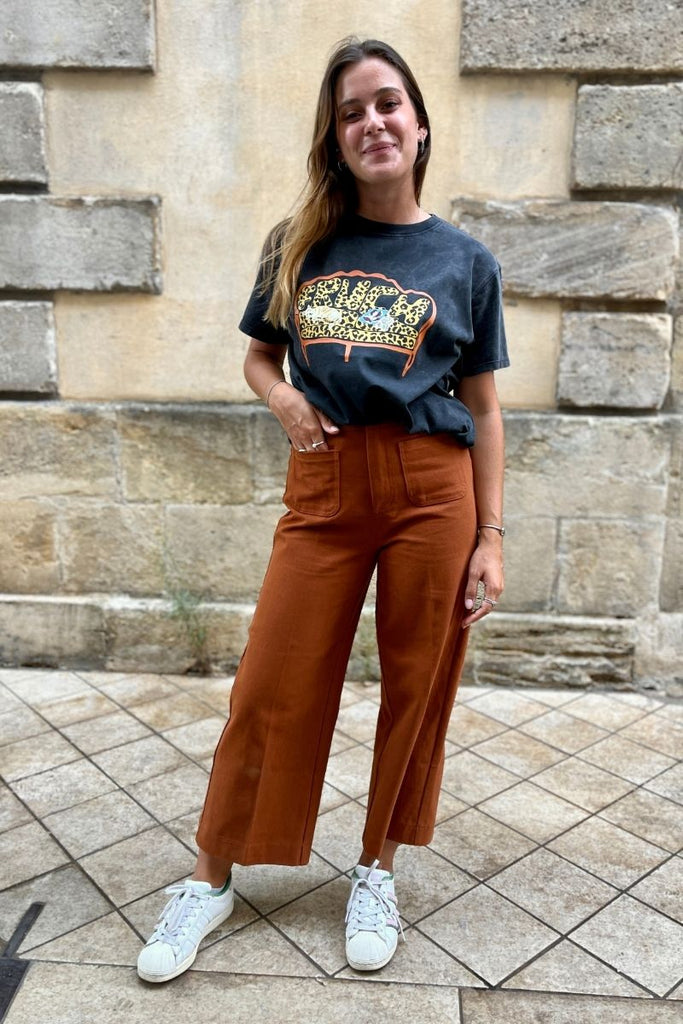 Pantalon Sole, couleur camel, marque Grace & Mila, taille haute, coupe 7/8ème
