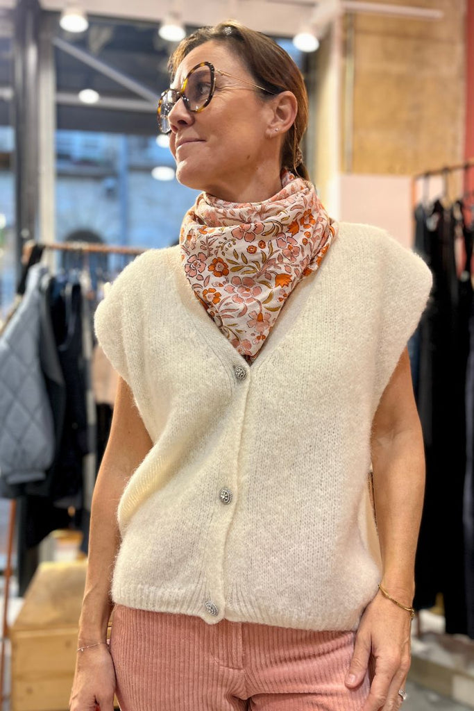 Pull Luke, couleur écru, sans manches, encolure V