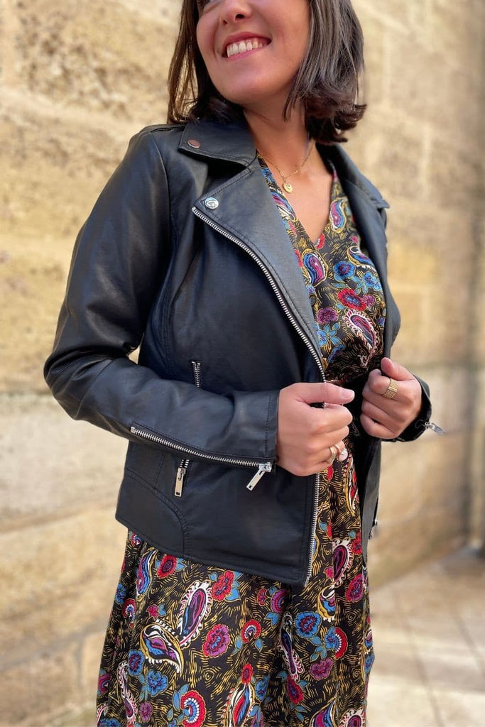 Veste Vicara noire, marque Vila, perfecto simili cuir, manches longues, fermeture zippée
