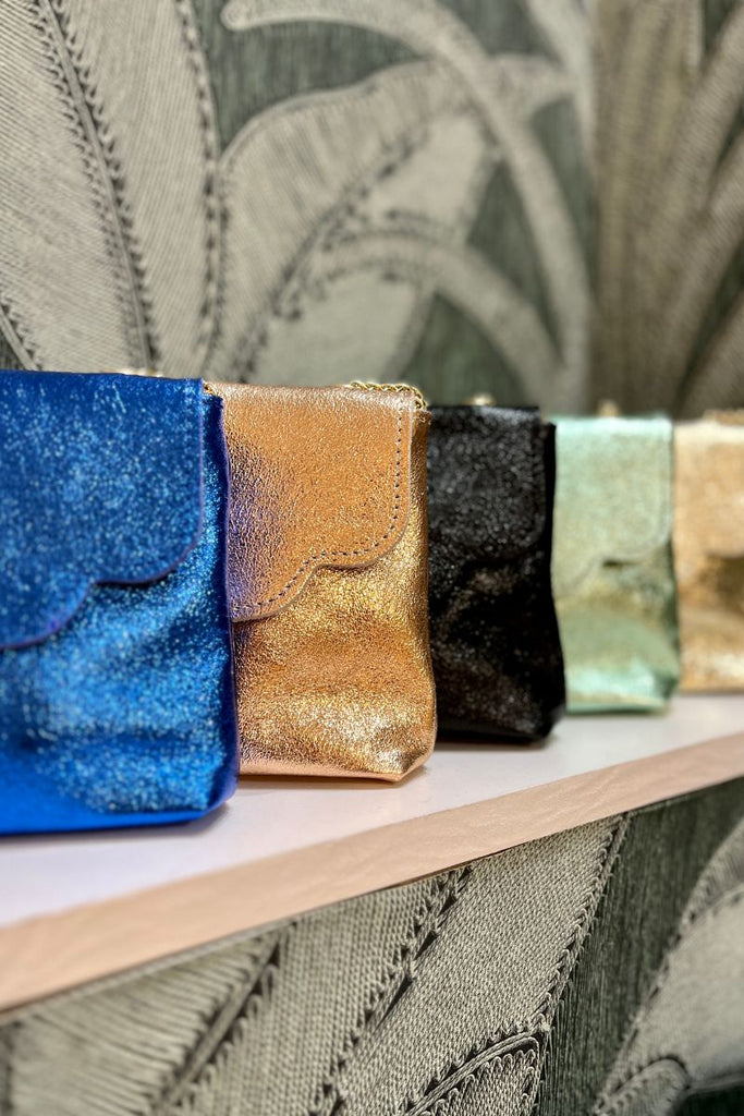 Sac Pitinu, 100% Cuir, bandoulière chainette non réglable, non amovible, 5 coloris : bleu éléctrique, rose doré, noir, vert d'eau et doré